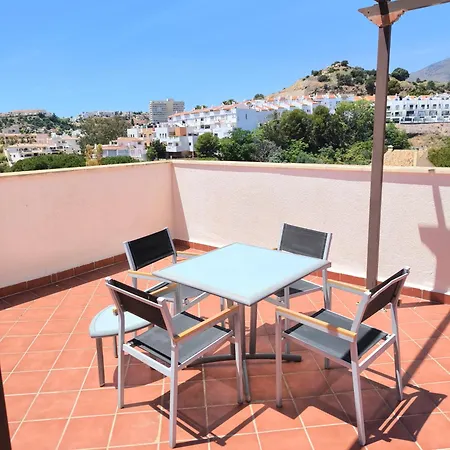 Apartment Family Spacious Apartment, Terrace, Kitchen, View, Free Parking And Wifi